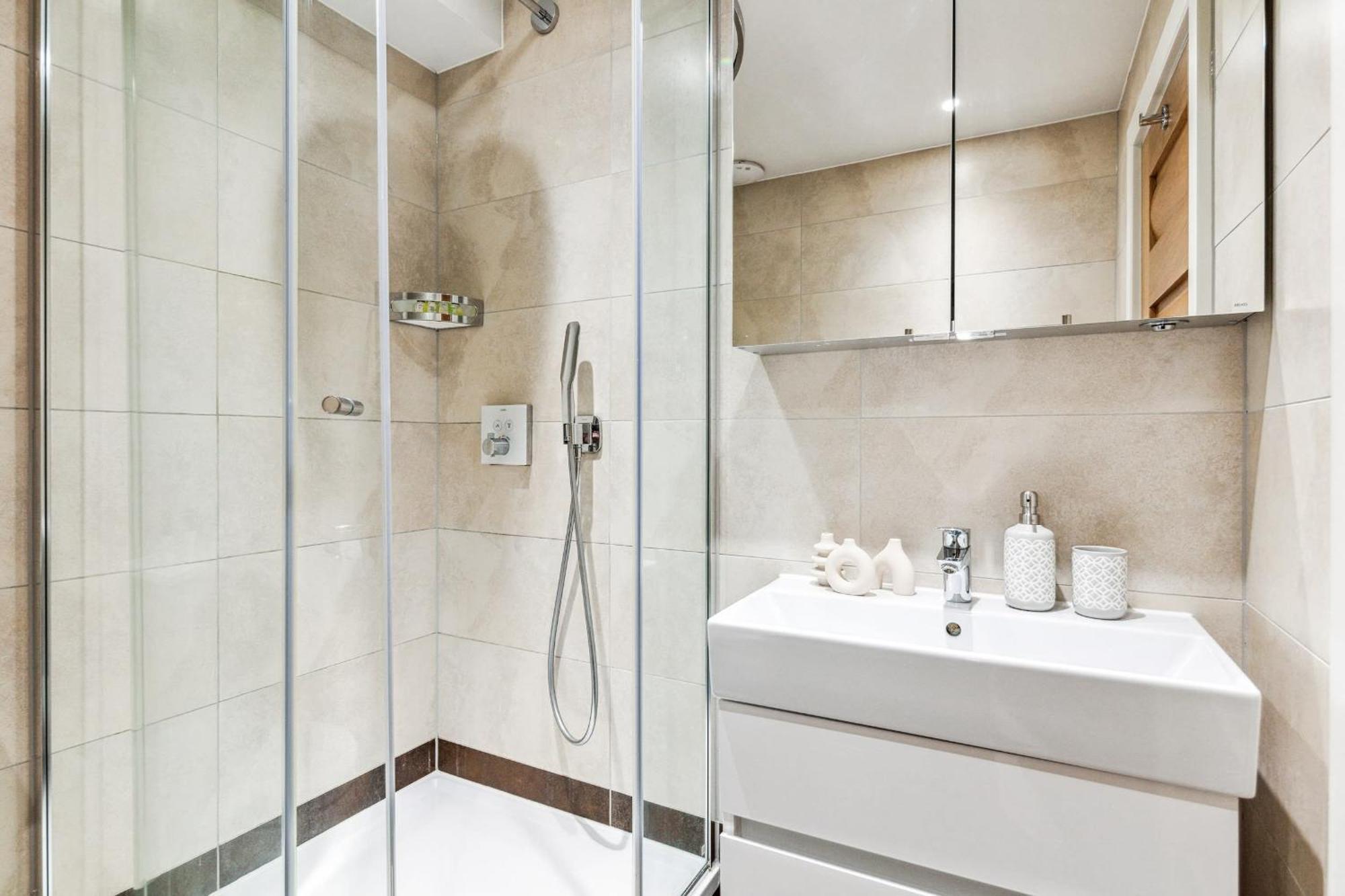 Modern 1Br In Central Fitzrovia - Cityapartmentstay Londres Extérieur photo
