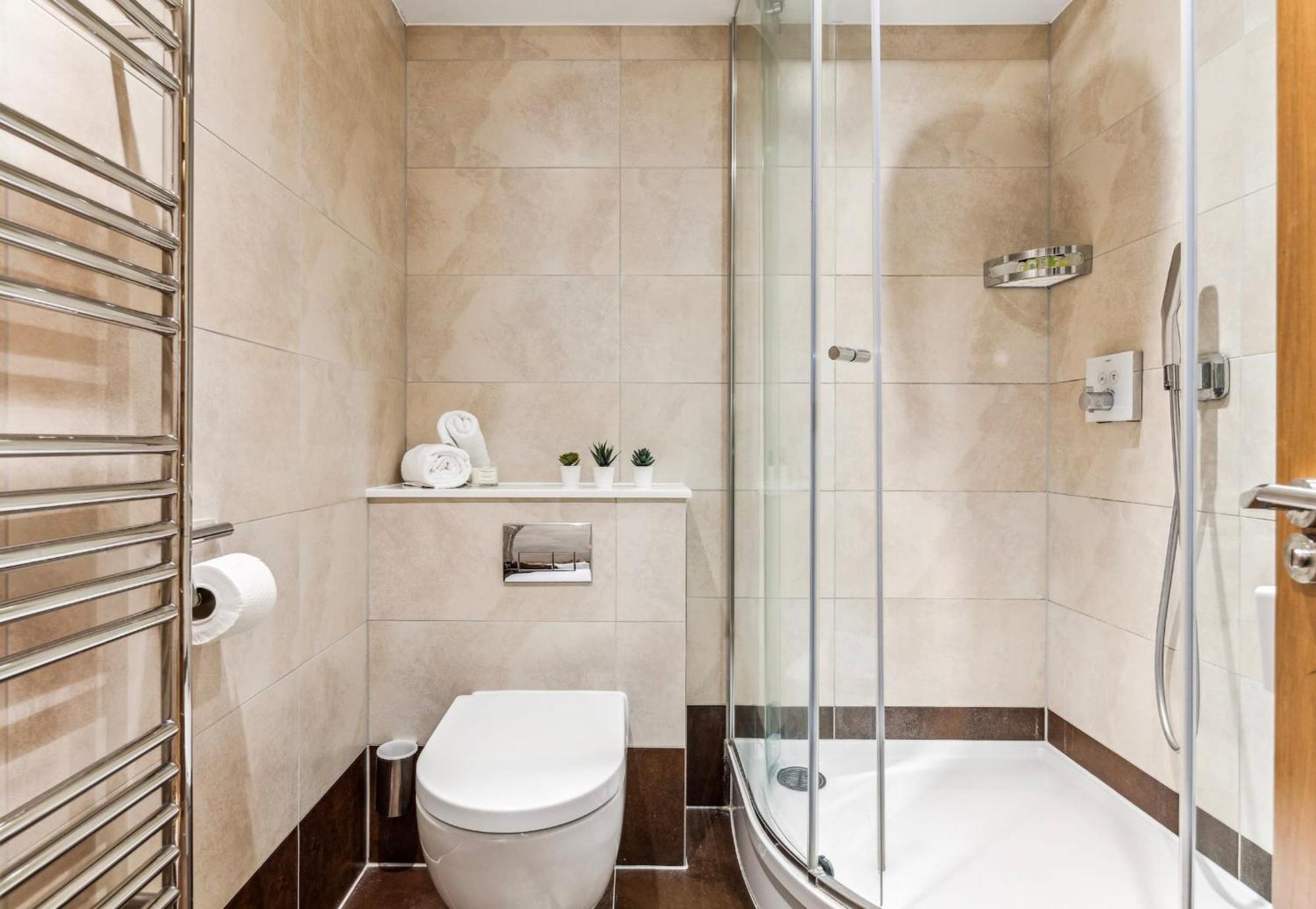Modern 1Br In Central Fitzrovia - Cityapartmentstay Londres Extérieur photo